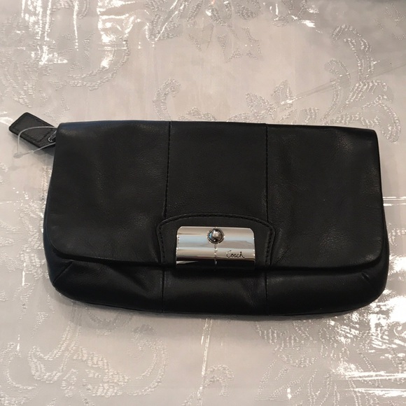 Coach clutch, includes a strap for your shoulder - Picture 1 of 4